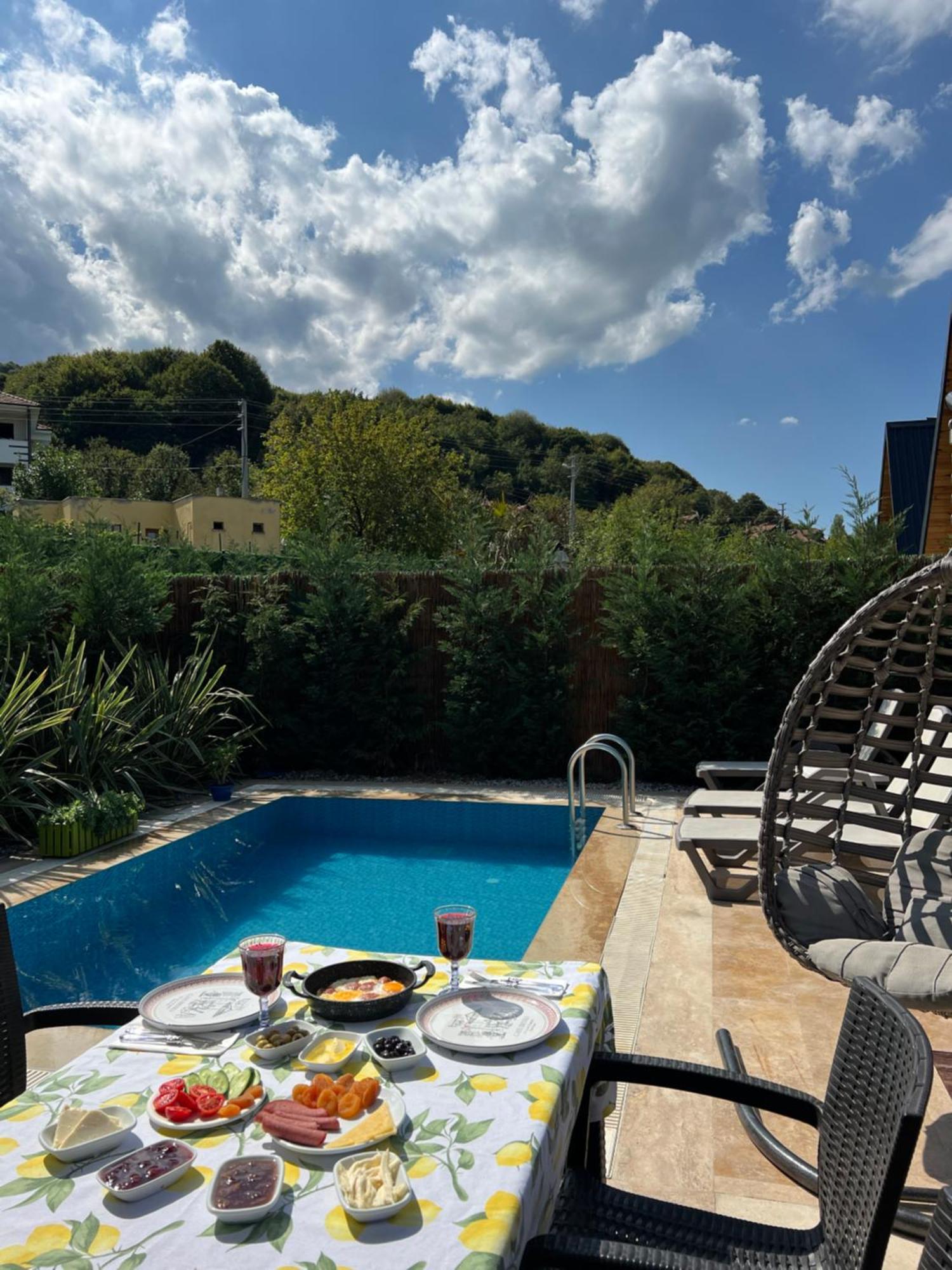 Teona Kartepe Bungalov Buitenkant foto