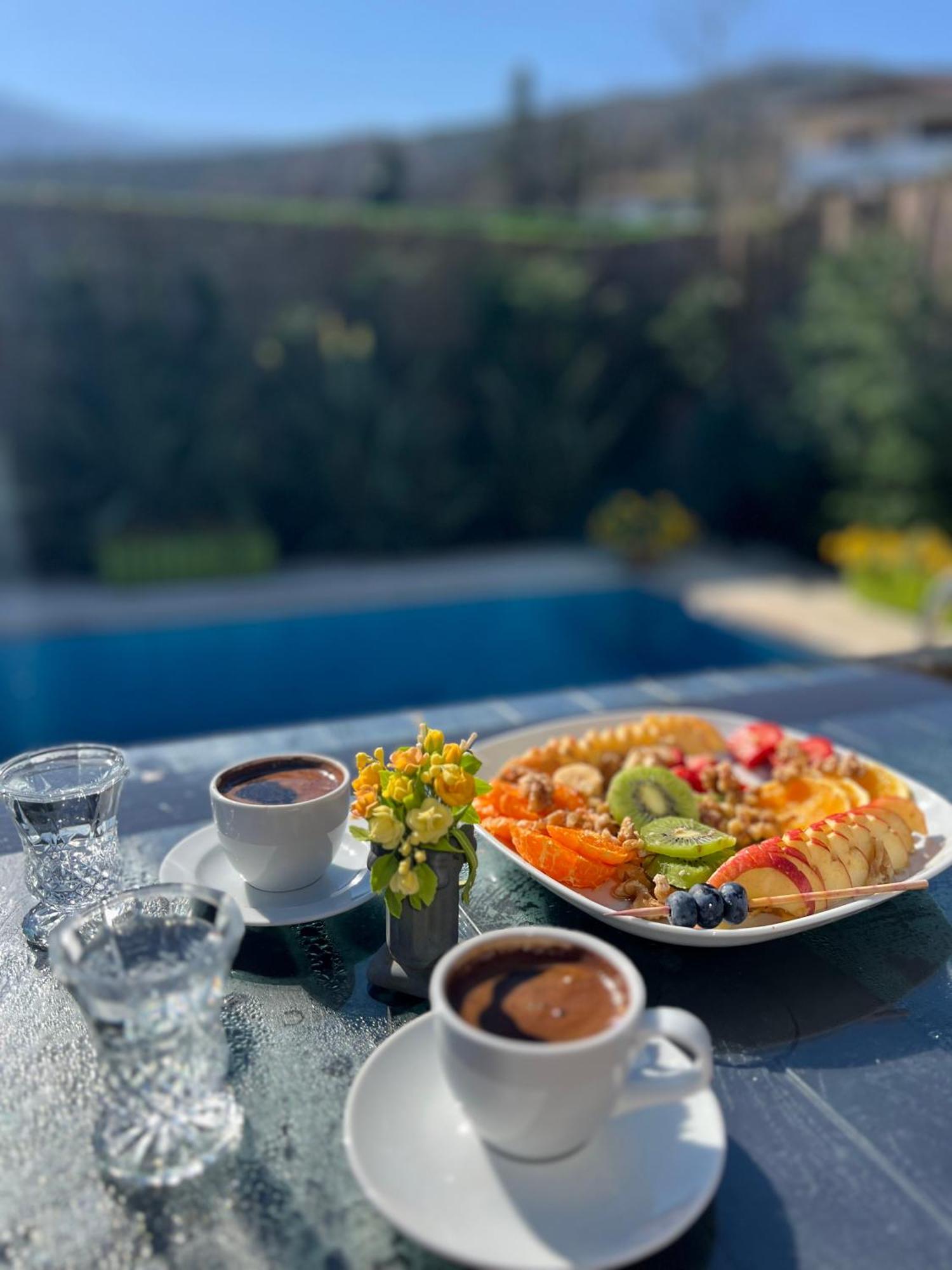 Teona Kartepe Bungalov Buitenkant foto