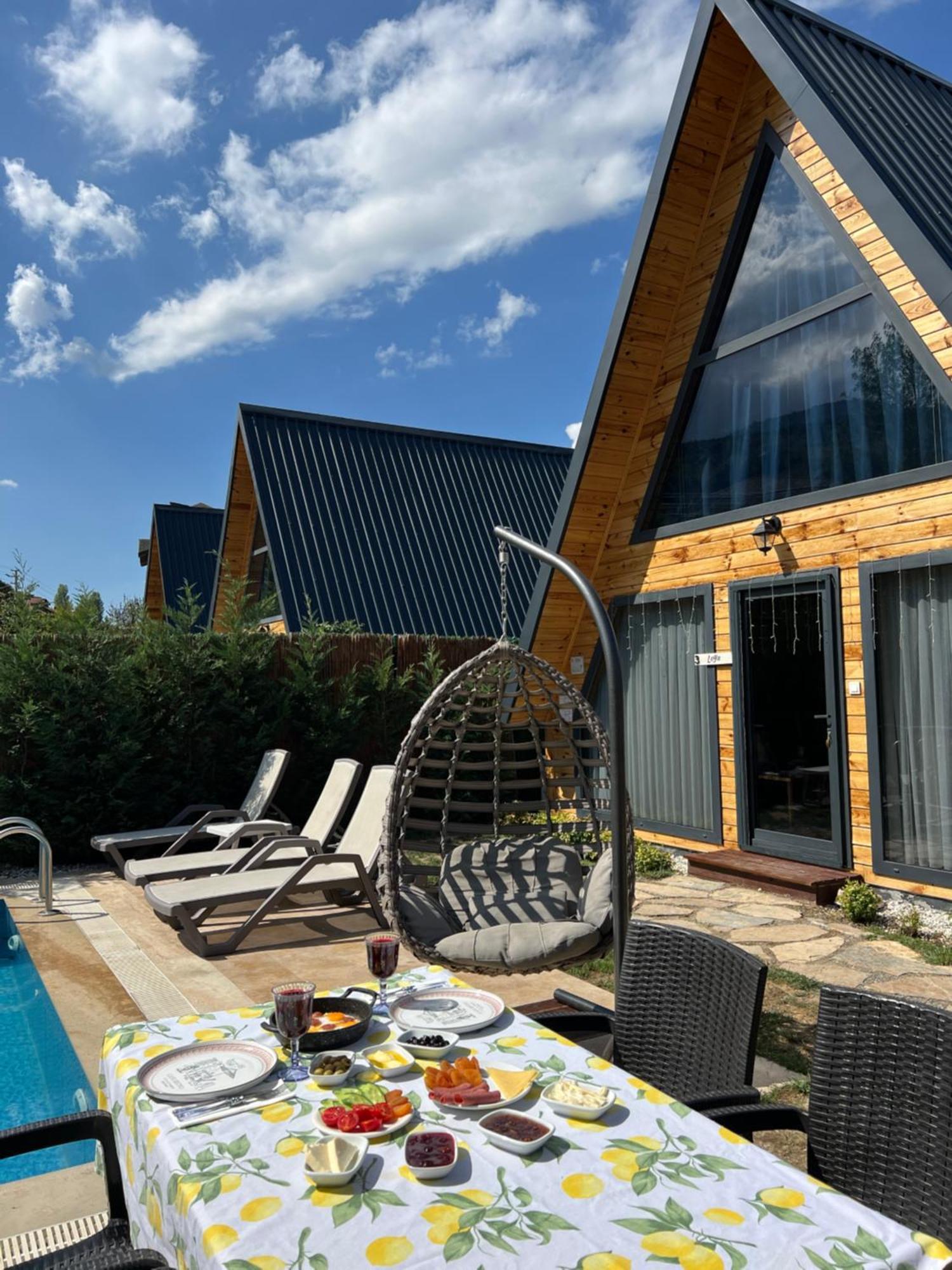Teona Kartepe Bungalov Buitenkant foto